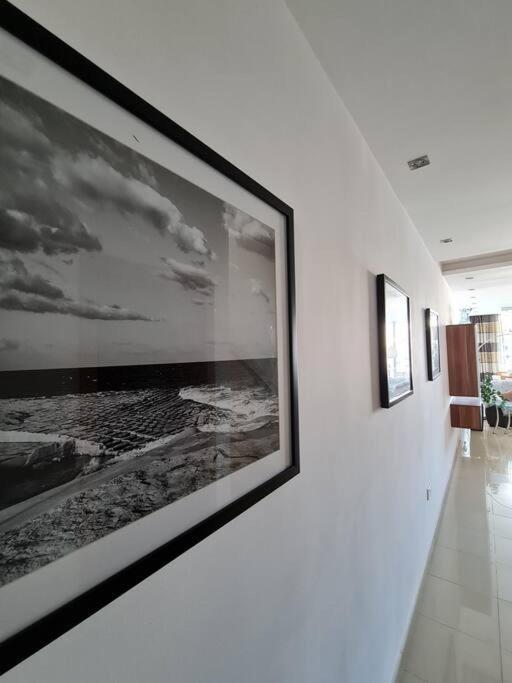 2 Bedroom Seafront Duplex Penthouse In The Heart Of Spinola Bay سانت جوليان المظهر الخارجي الصورة